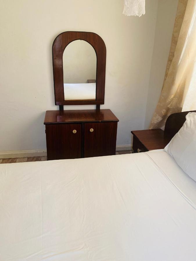 One World Village Guesthouse Bakau Εξωτερικό φωτογραφία