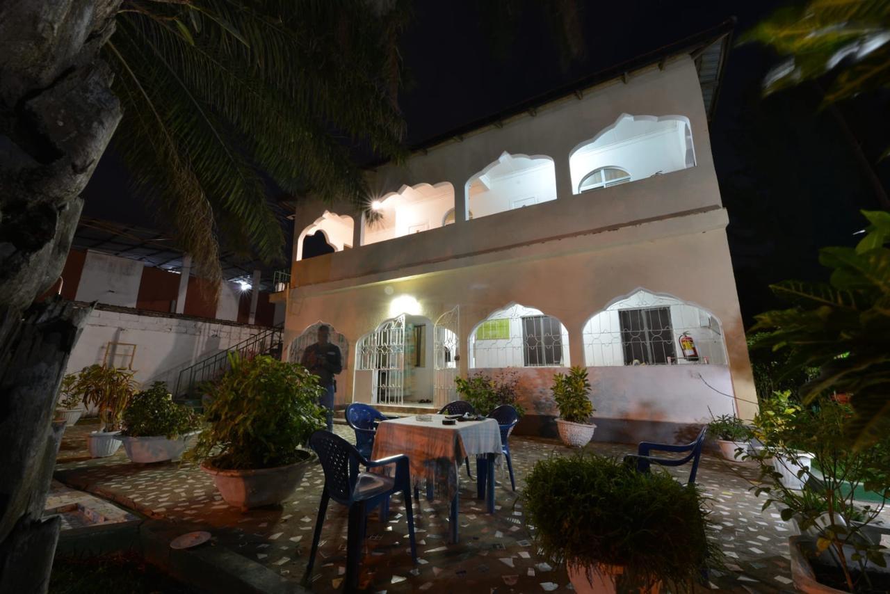 One World Village Guesthouse Bakau Εξωτερικό φωτογραφία